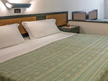 リゾート Th - Village