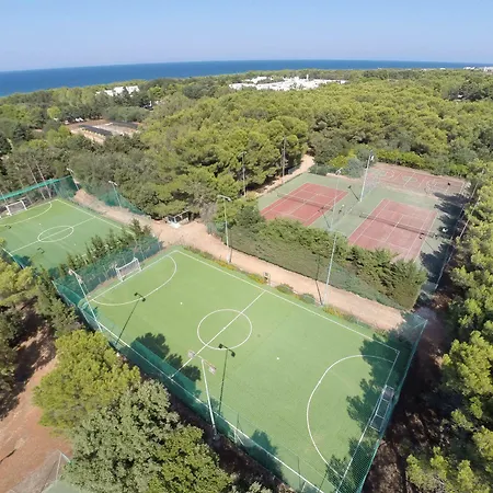 Th - Village Resort